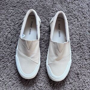 Toms Alpargata Fenix Tan Slip On Sneakers W/ White Sole Size 7.5